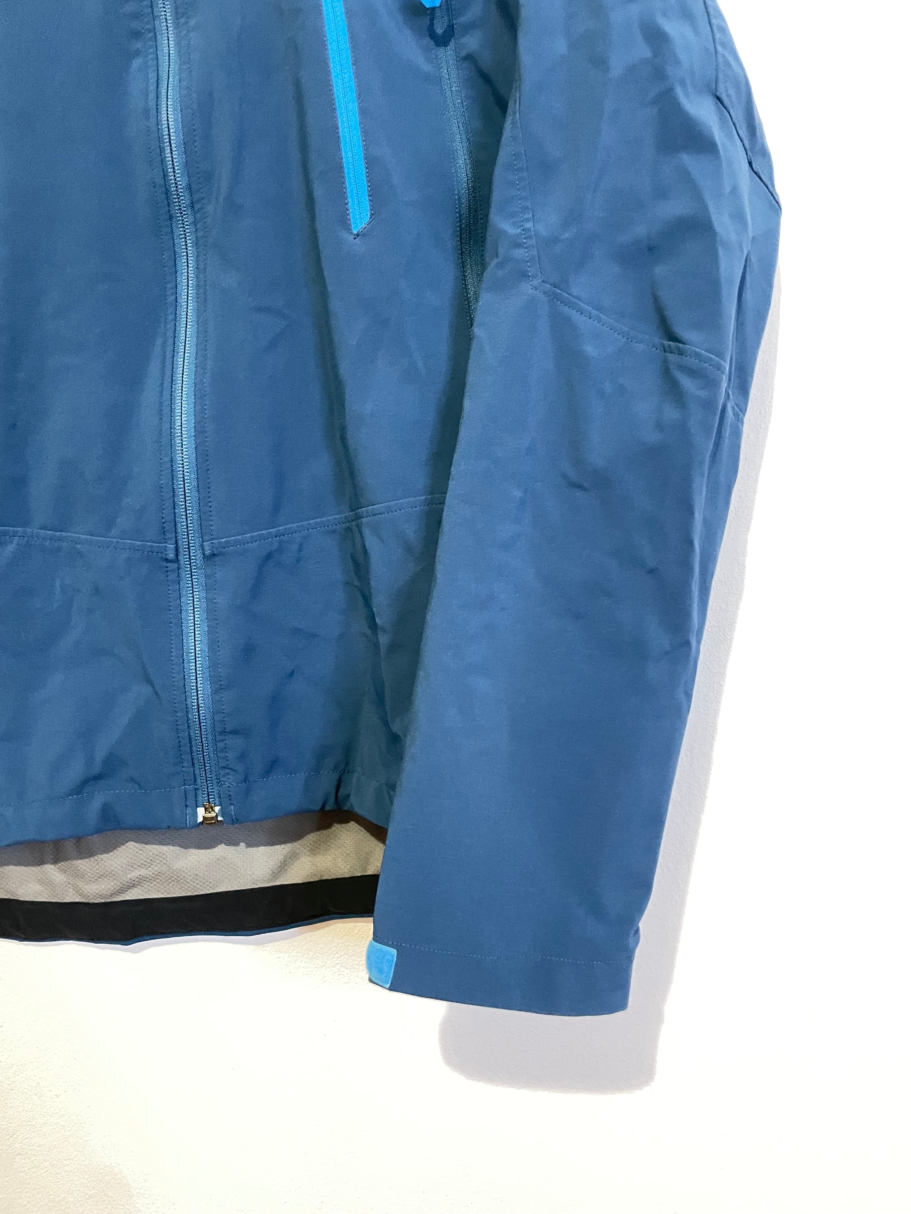 Softshell Millet Element Shield