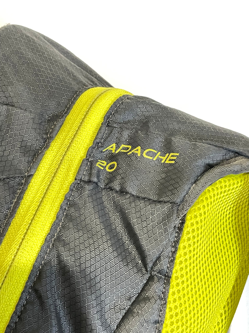 Zaino Ferrino Apache 20