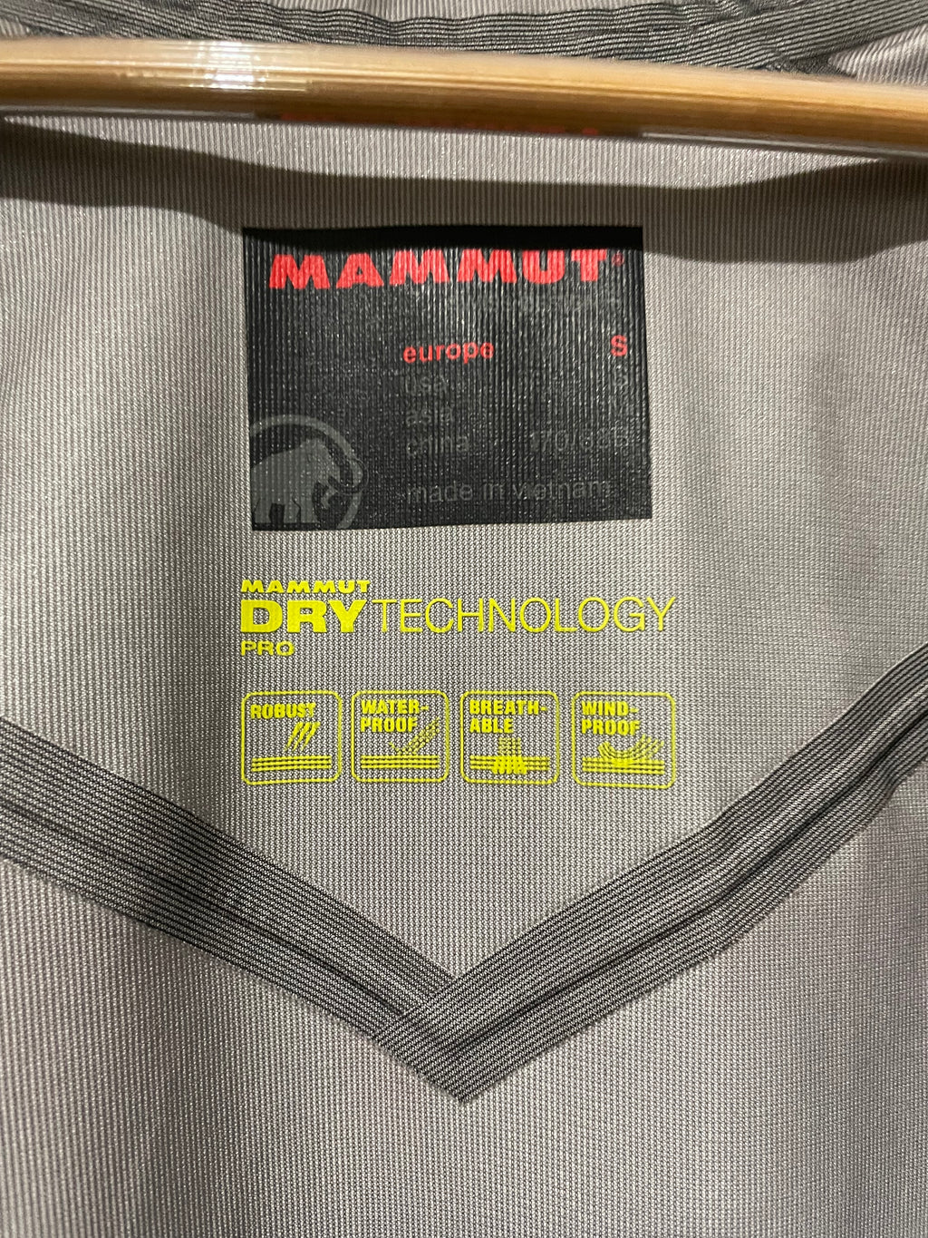 Giacca Hardshell Mammut Masao